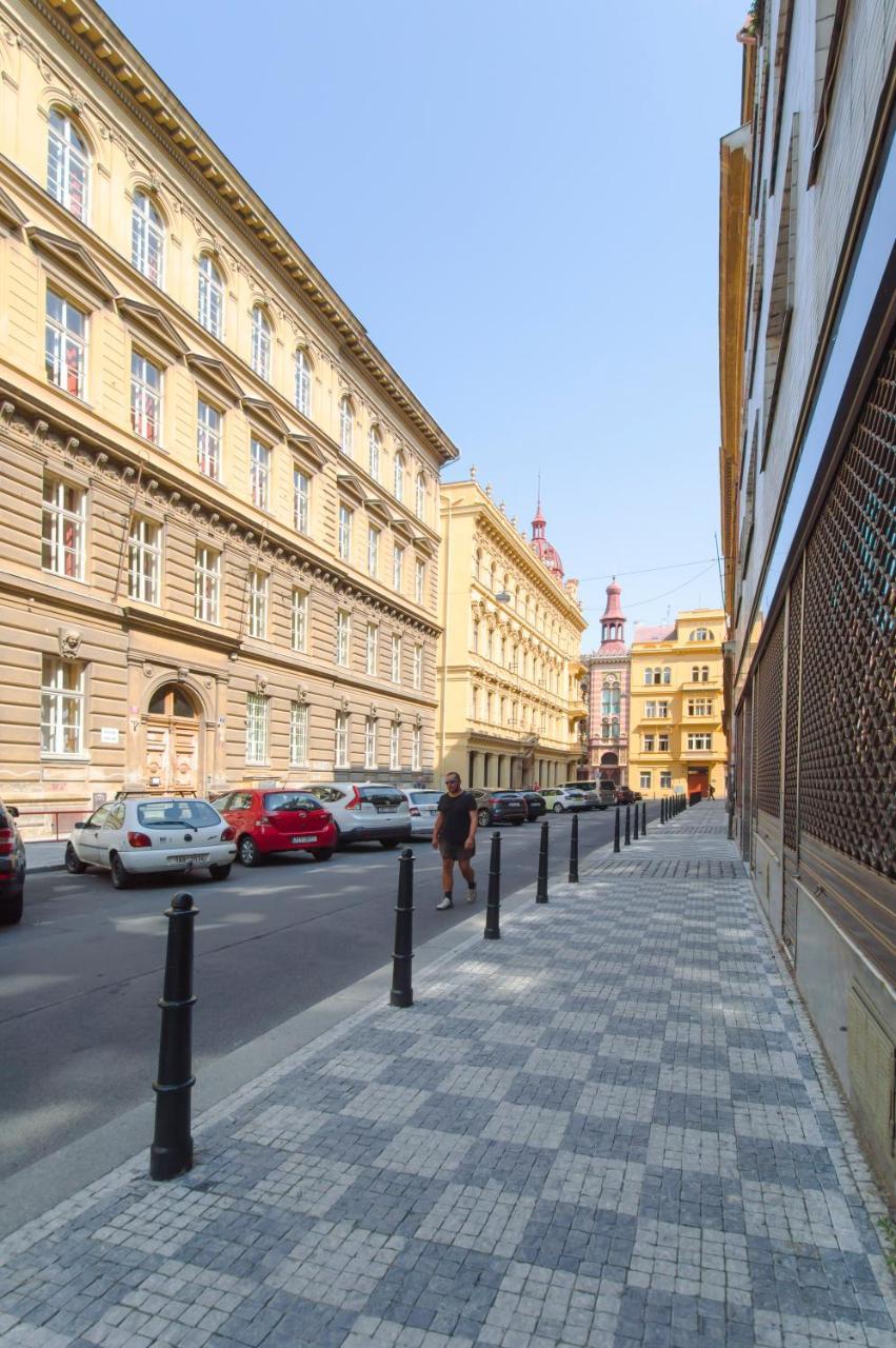 Apartment U Pujcovny 6 Прага Экстерьер фото
